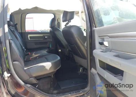 2015 Ram 1500 Big Horn z USA, uszkodzony, nr VIN 1C6RR7LT9FS589176